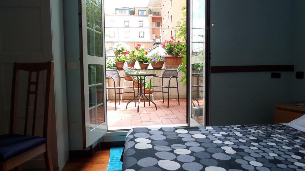 Chiara Rooms Roma Dış mekan fotoğraf